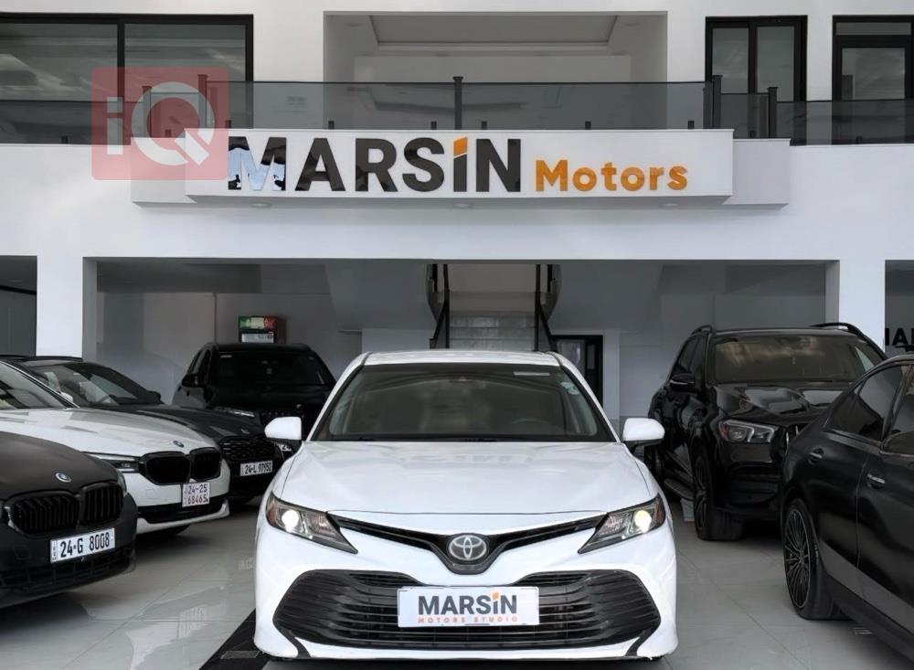 تۆیۆتا کامری